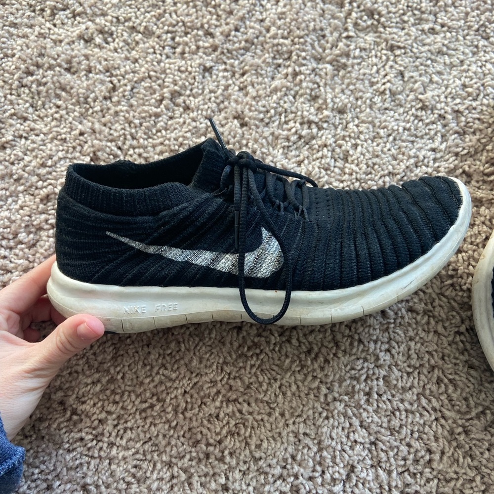 Nike Free Tennis Shoes. Size 5.5